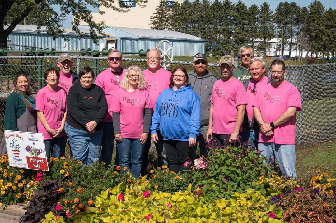 Volunteers needed for Growin' Owen. Volunteers needed for Growin' Owen.